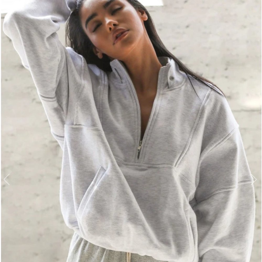 Joah Brown Retro Half Zip Sweatshirt (never worn)